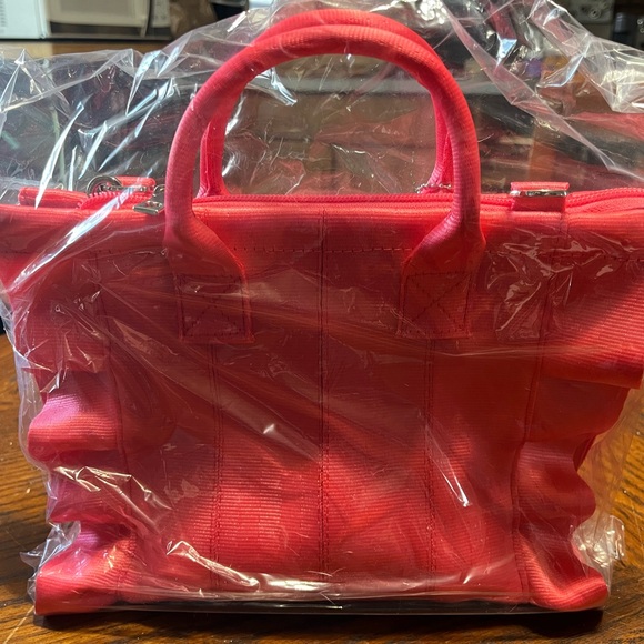 Harveys Seatbelt Lolita Flamingo Satchel NWT still in plastic - never opened. - Picture 4 of 4